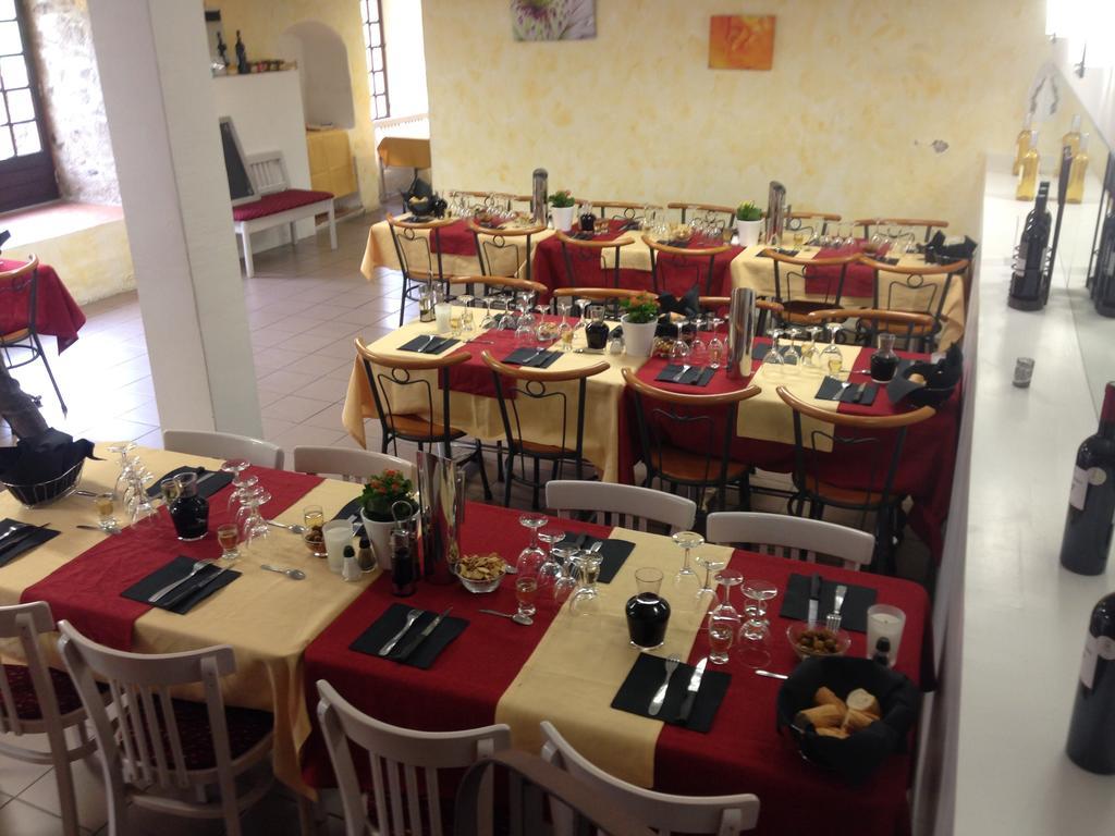 Le Moulin De Sournia Hotel Room photo