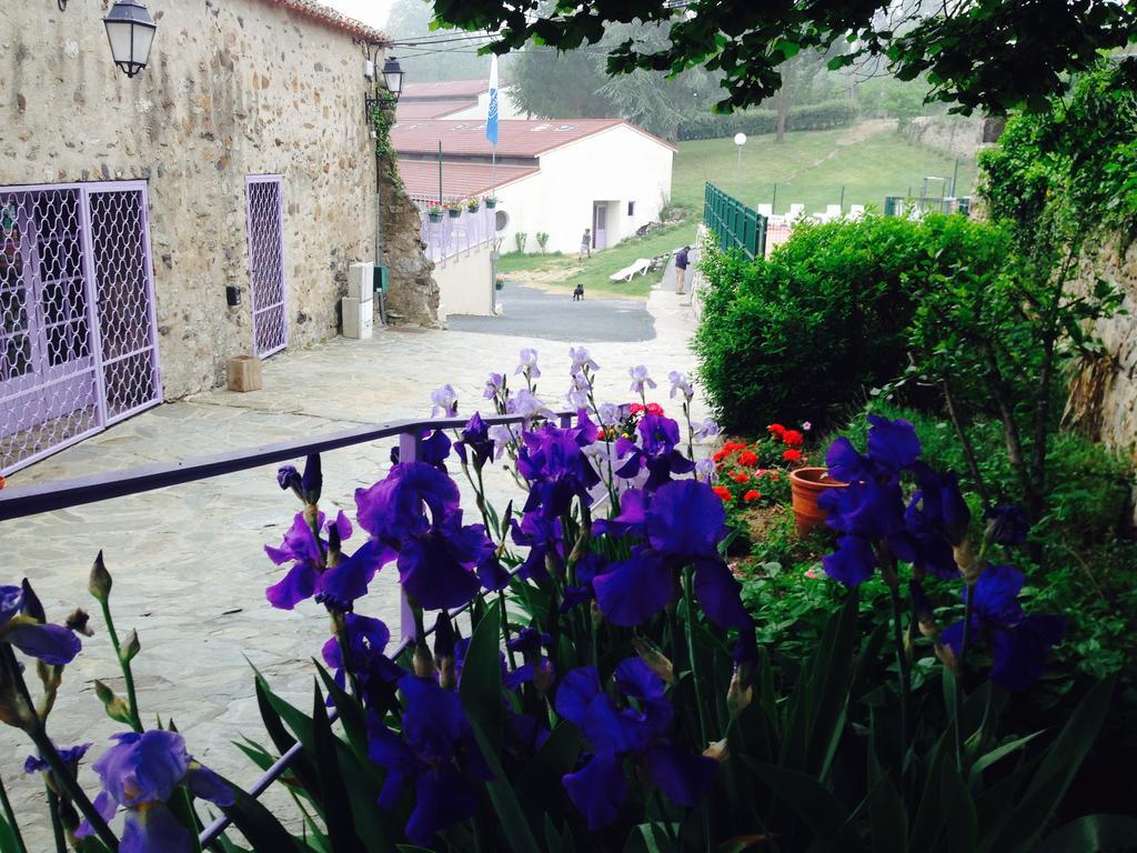 Le Moulin De Sournia Hotel Room photo